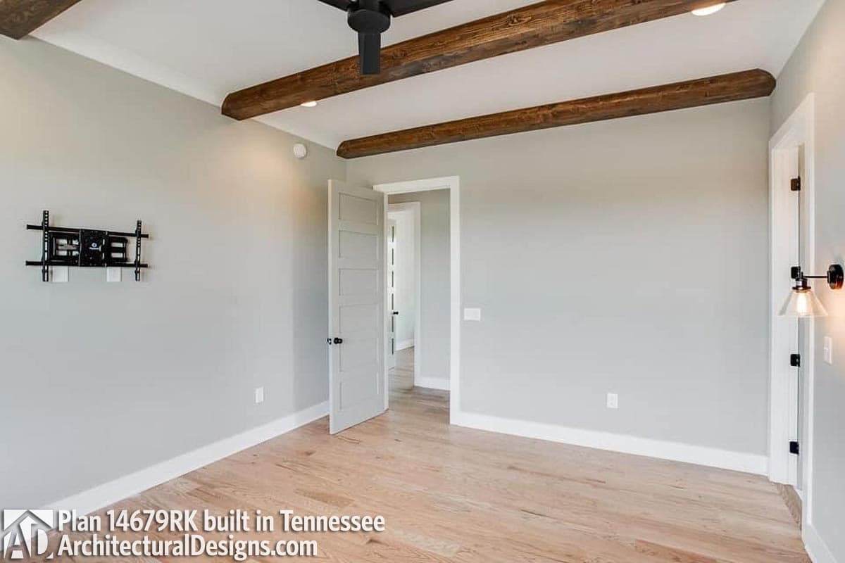 Client Photo id:  335297