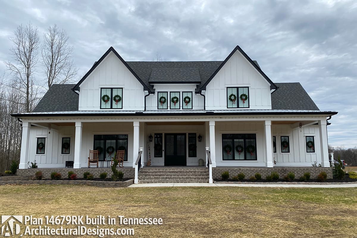 Plan 14679RK: Modern Farmhouse Plan with French Door Greeting - 2743 Sq Ft - Image #17 - Country, Modern Farmhouse, New American, Traditional