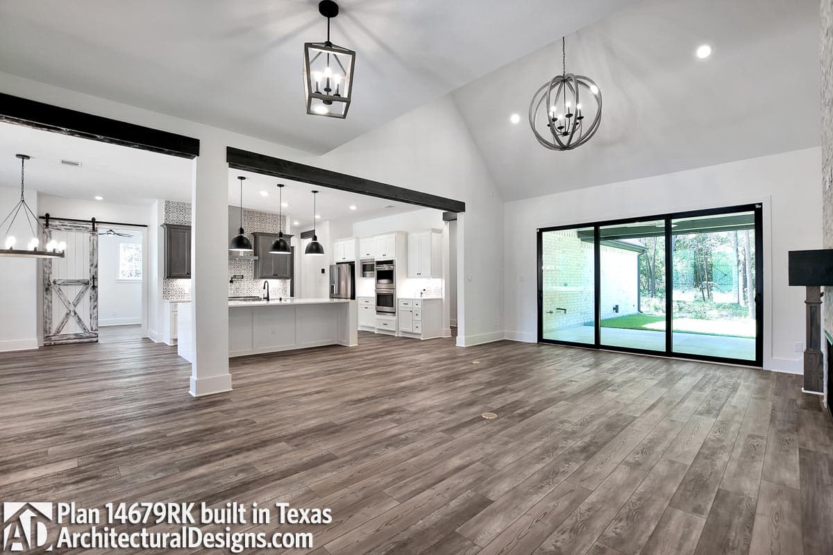 Client Photo id:  386869