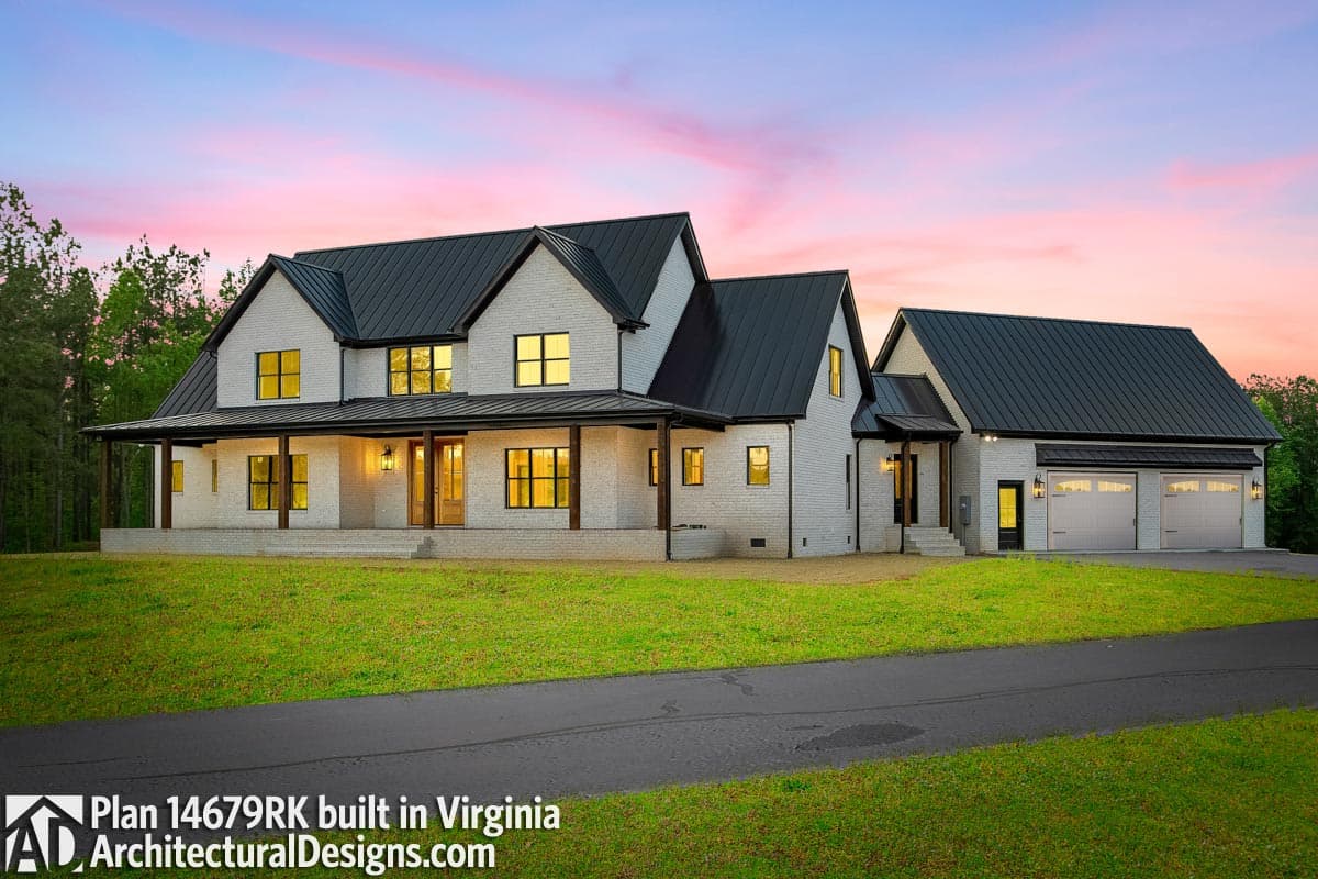 build gallery item - House Plan 14679RK Comes to Life in Virginia