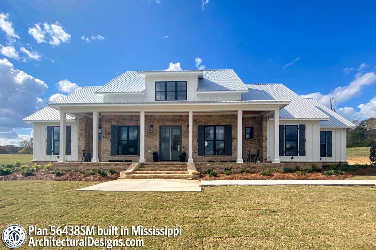 build gallery item - Modern Farmhouse Plan 56438SM comes to life in Georgia