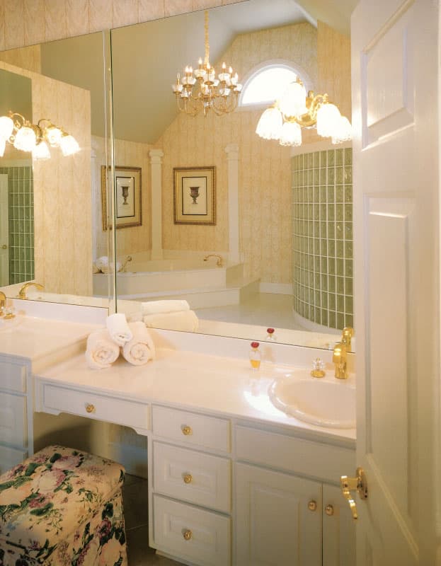 Plan 710181BTZ: Traditional Home Plan with Sunken Living Room - Image #8 - Traditional