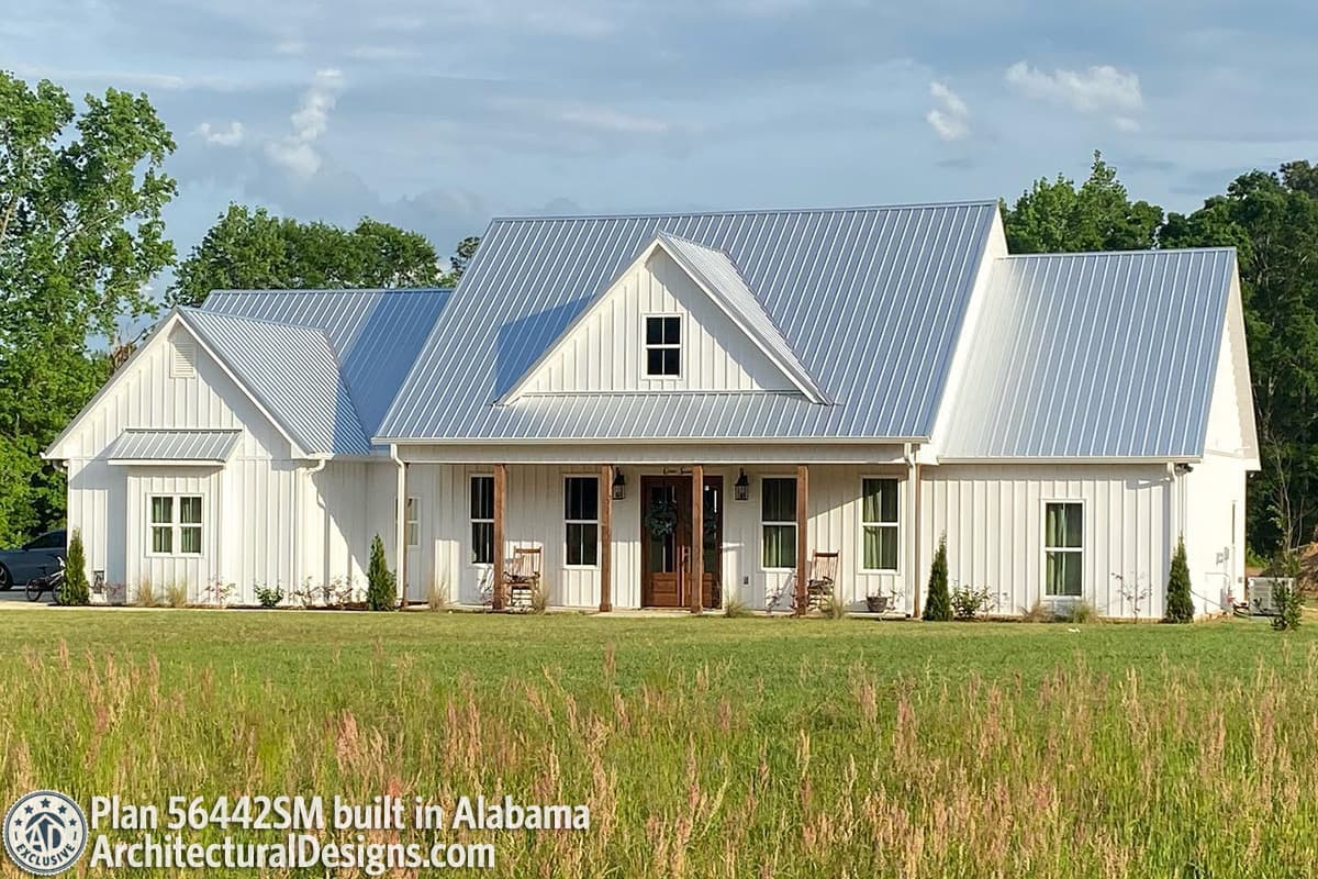 Plan 56440SM: Split Bedroom Modern Farmhouse With Rear Grilling Porch - 2166 Sq Ft - Image #15 - Country, Modern Farmhouse, New American, Traditional