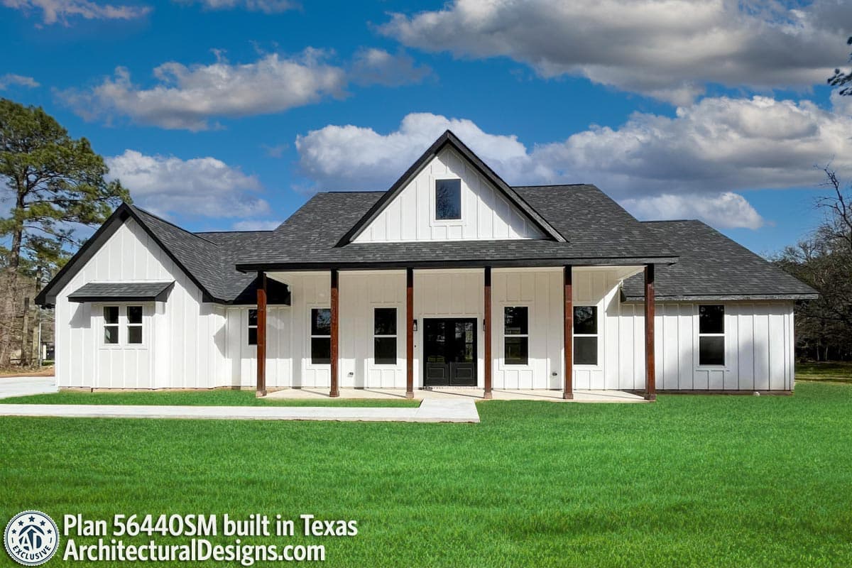 Plan 56440SM: Split Bedroom Modern Farmhouse With Rear Grilling Porch - 2166 Sq Ft - Image #13 - Country, Modern Farmhouse, New American, Traditional