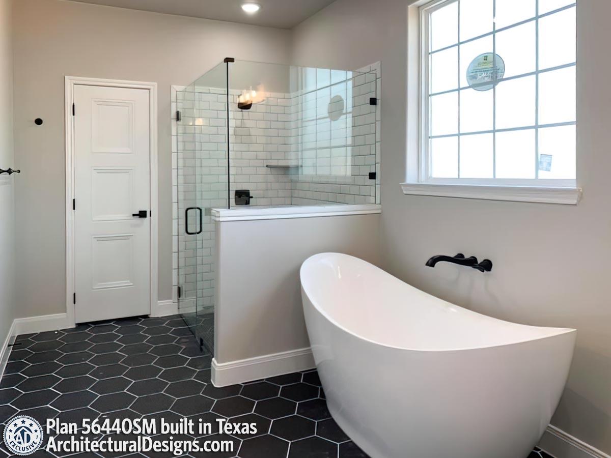 Client Photo id:  374631