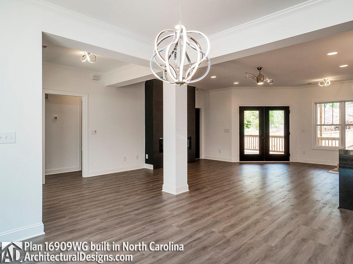 Client Photo id:  378731