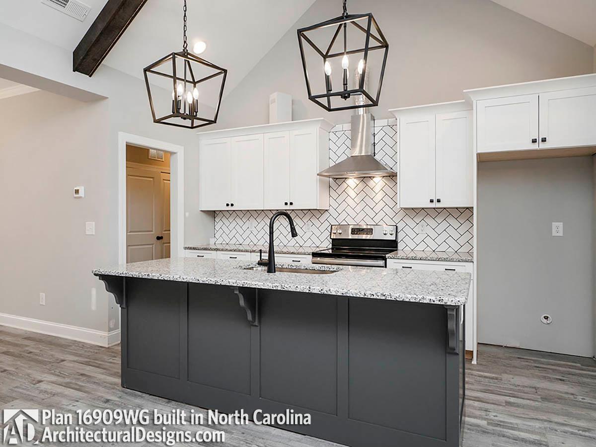 Client Photo id:  366098