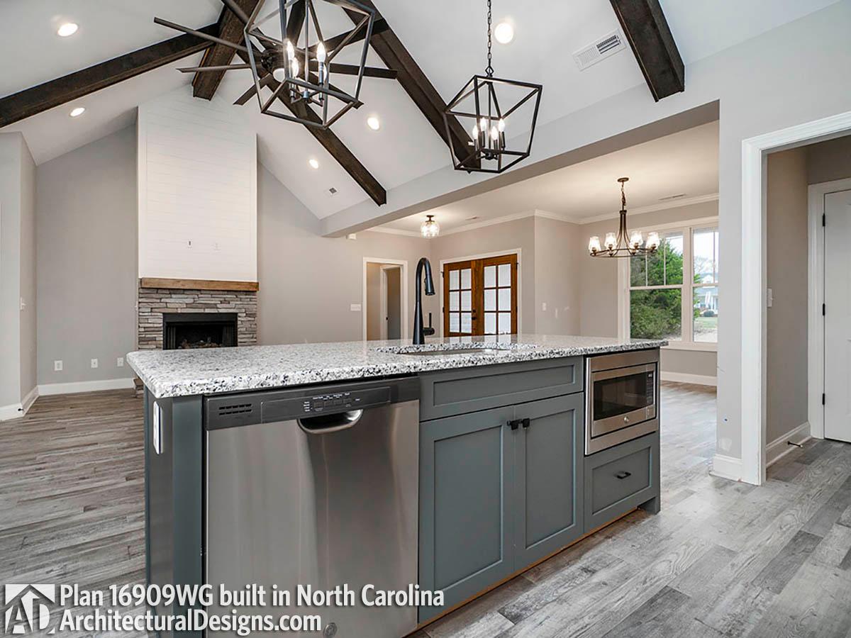 Client Photo id:  366094