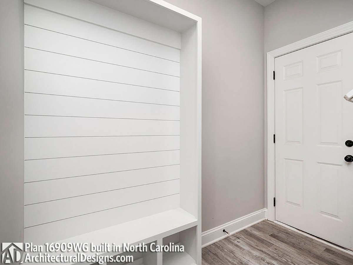 Client Photo id:  366093