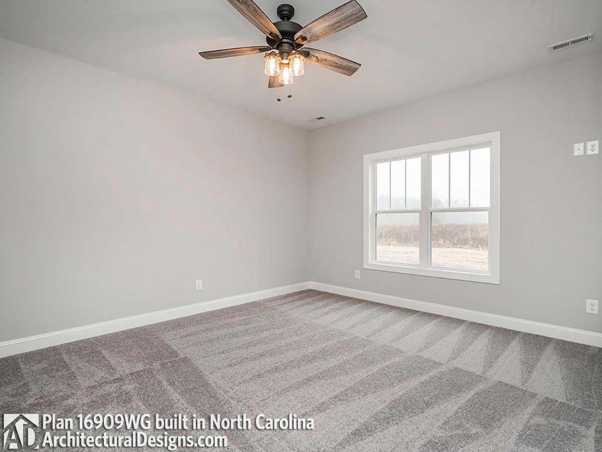 Client Photo id:  366092