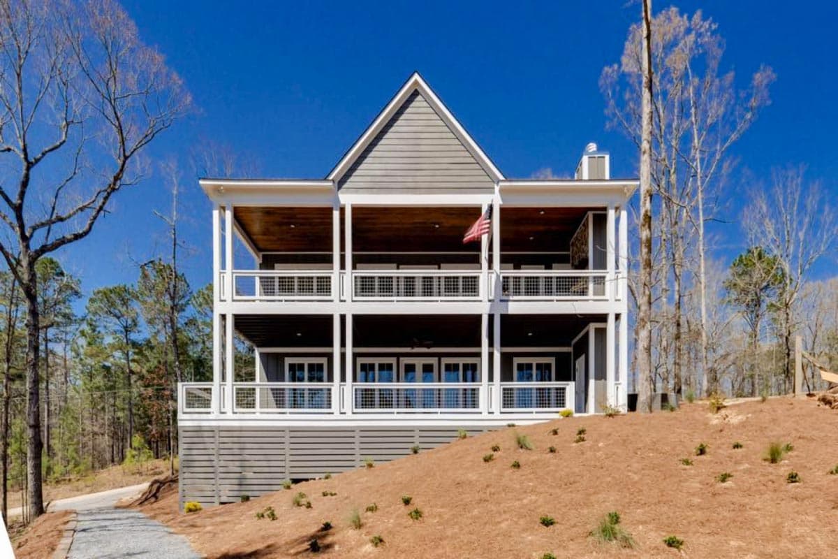 Plan 86328HH: 4-Bed Bungalow Plan with Double-Decker Back Porch - 3031 Sq Ft - Image #6 - Bungalow, Cottage, Country, Craftsman, New American, Vacation