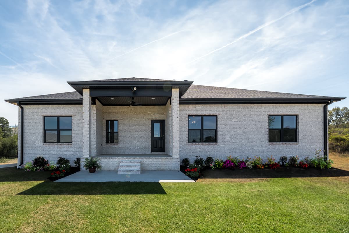 Plan 70626MK: One-Story Modern Prairie-Style House Plan - 1649 Sq Ft - Image #5 - Contemporary, Mid Century Modern, Prairie, Ranch