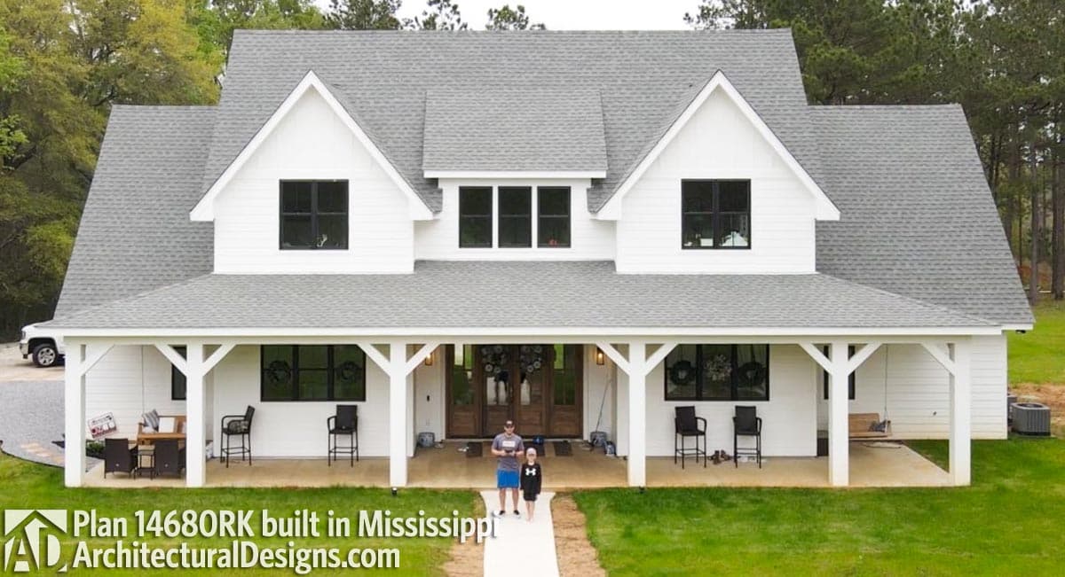 build gallery item - Farmhouse Plan 14680RK Comes to Life in Mississippi