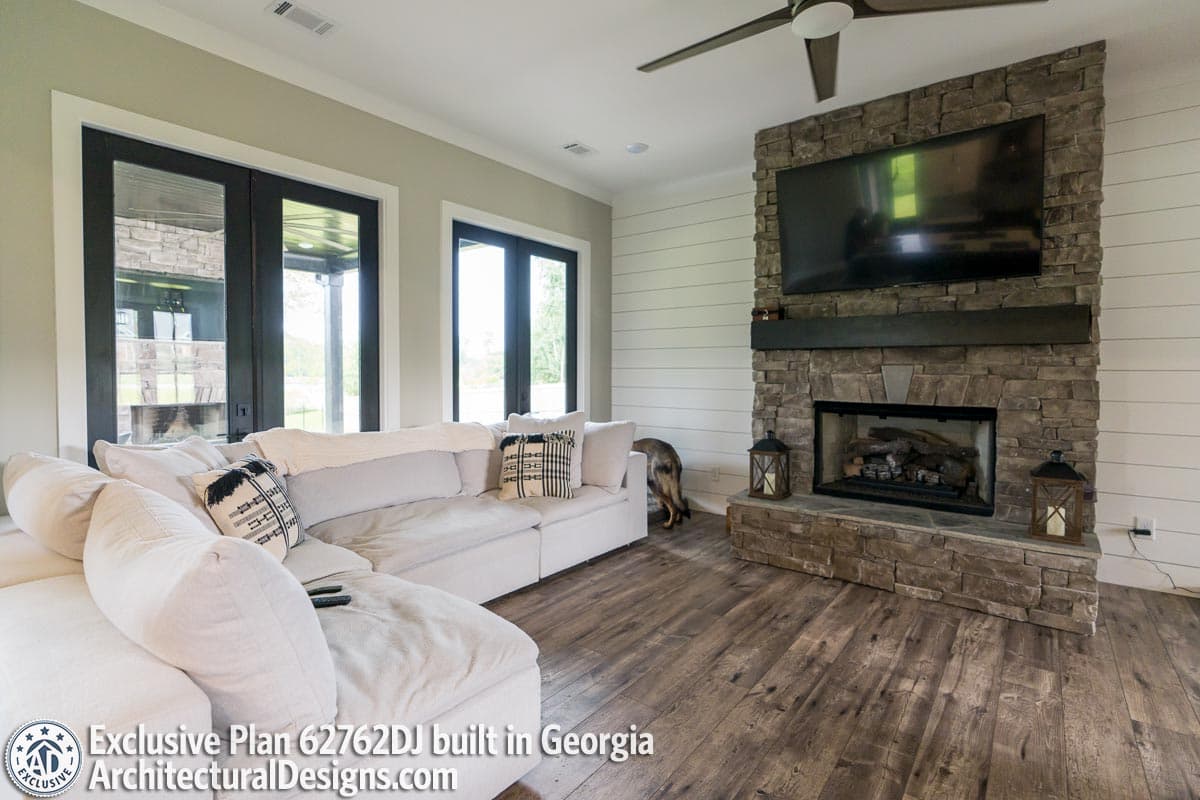 Client Photo id:  382391