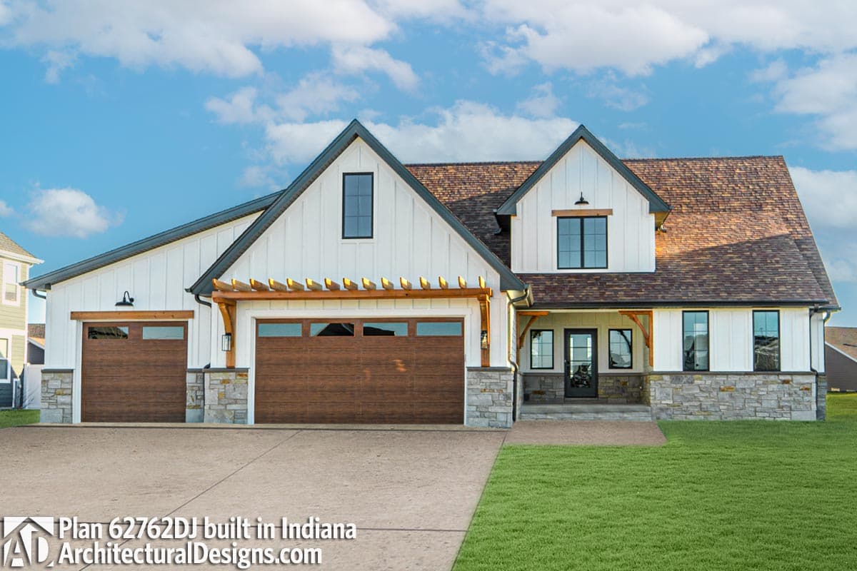 build gallery item - House Plan 62762DJ Comes to Life in Indiana, Again!