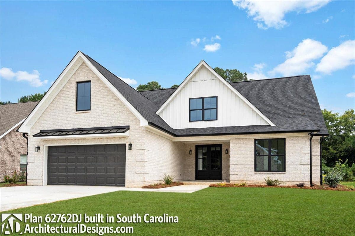 build gallery item - House Plan 62762DJ Comes to Life in South Carolina