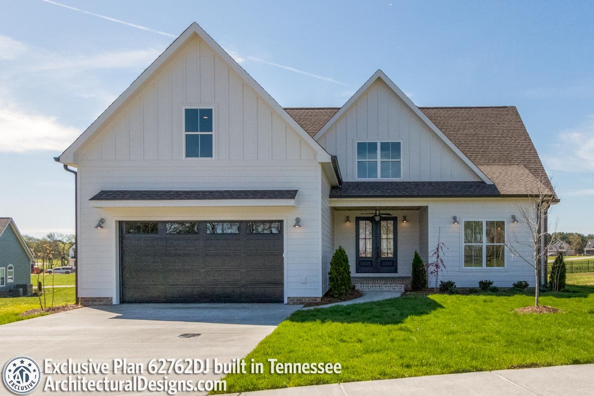 build gallery item - House Plan 62762DJ comes to life in Tennessee