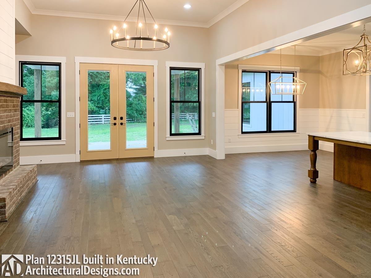 Client Photo id:  349820