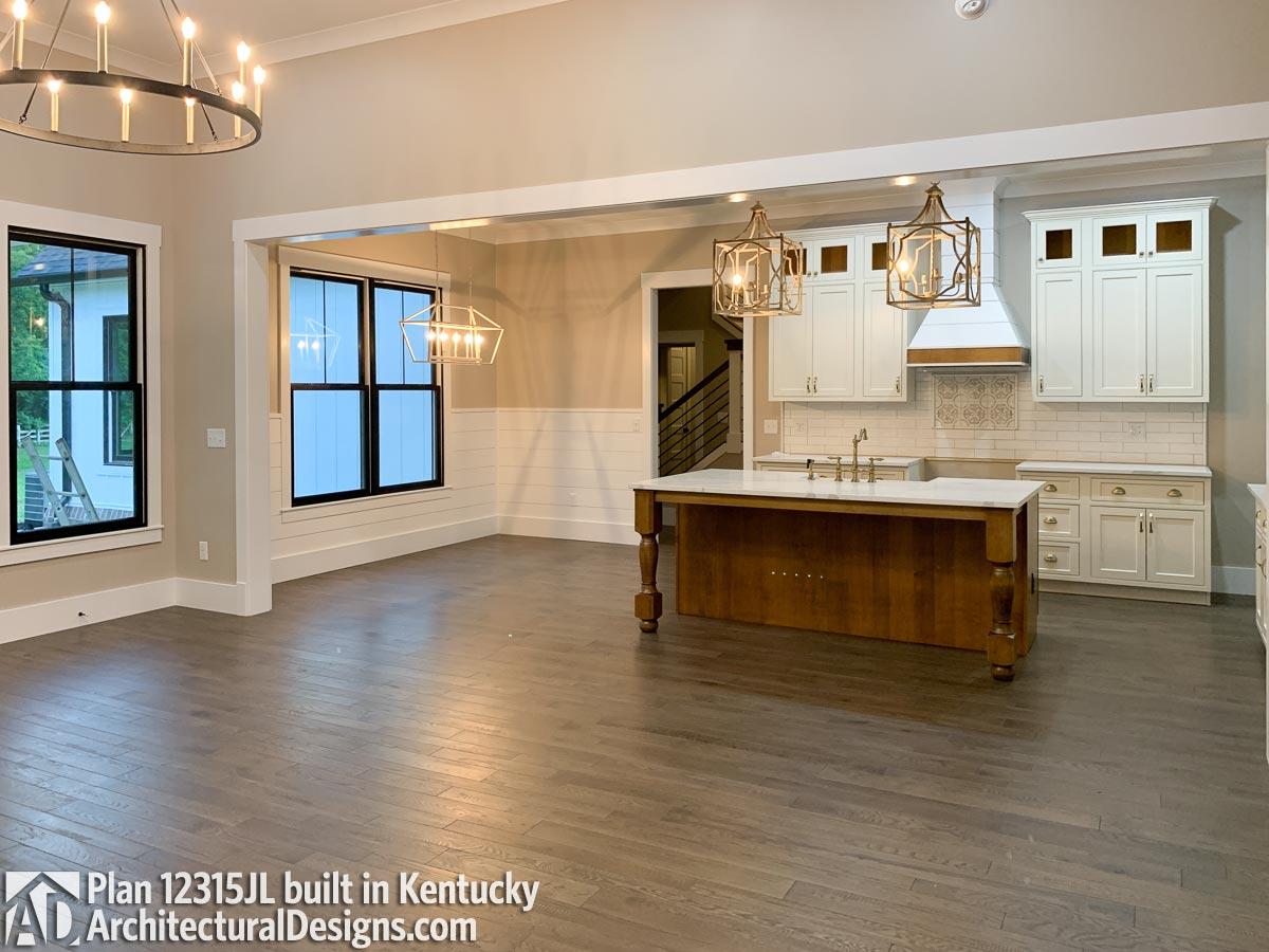 Client Photo id:  349819