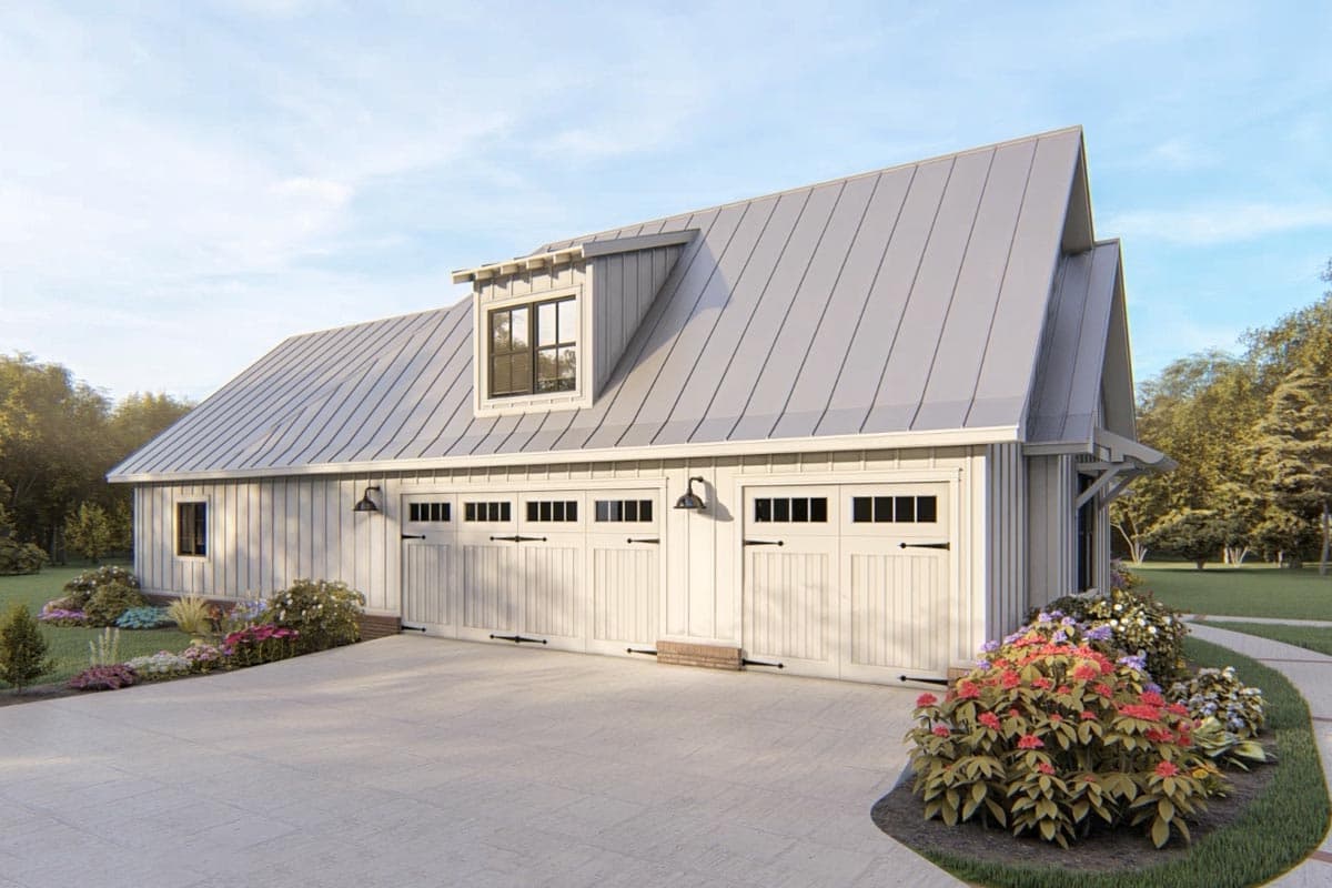 Plan 56442SM: Modern Farmhouse Plan with Split Bedroom Layout - 2514 Sq Ft - Image #10 - Country, Farmhouse, Modern Farmhouse, New American, Ranch