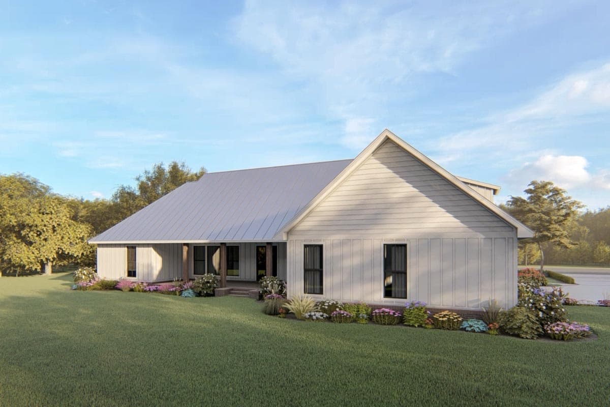 Plan 56442SM: Modern Farmhouse Plan with Split Bedroom Layout - 2514 Sq Ft - Image #11 - Country, Farmhouse, Modern Farmhouse, New American, Ranch