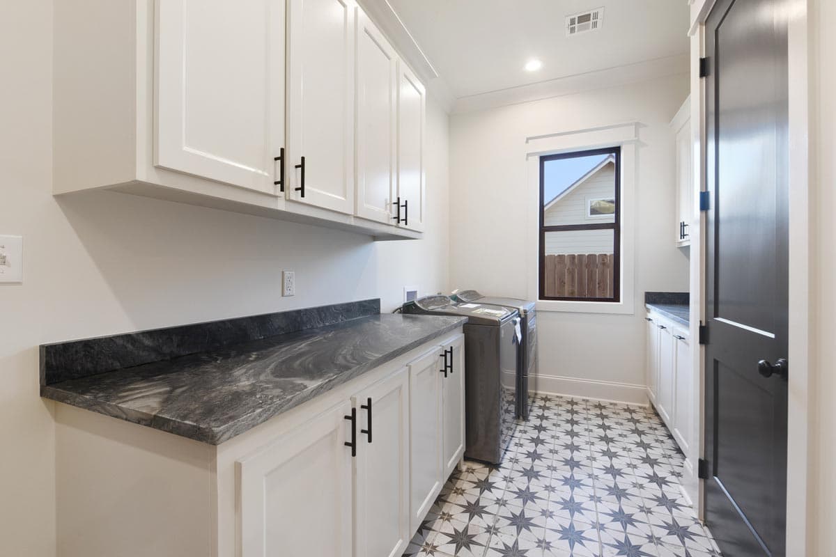 Plan 860029MCD: One-Level House Plan with Cathedral Ceilings in Living Room - Image #12 - Acadian, Coastal, Country, Farmhouse, Louisiana-Style, Modern Farmhouse, New American, Southern