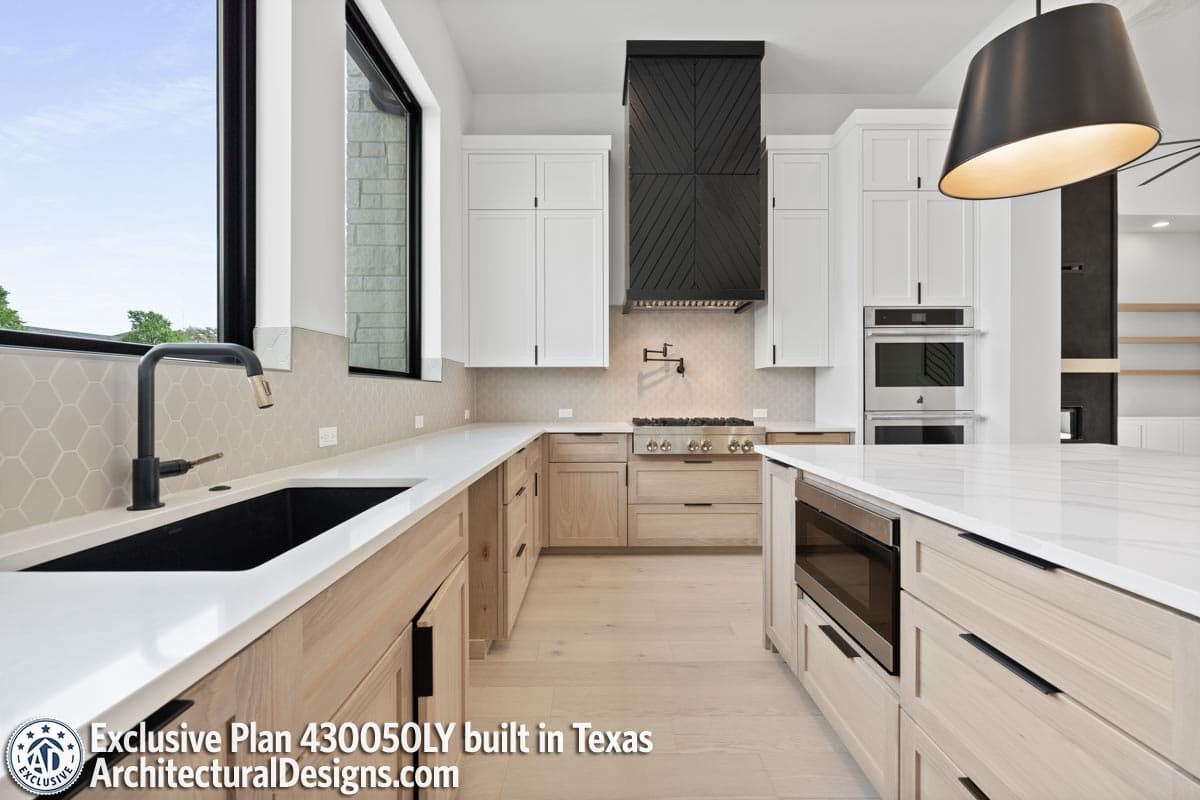 Client Photo id:  452306