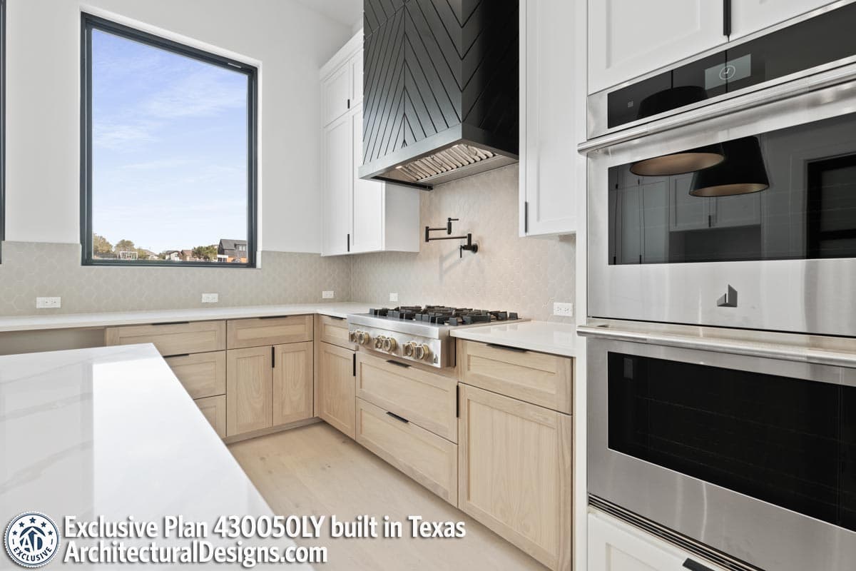 Client Photo id:  452305