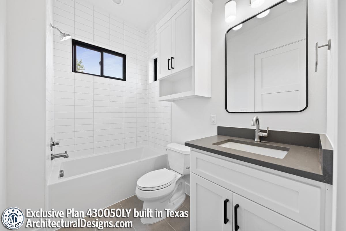 Client Photo id:  452300