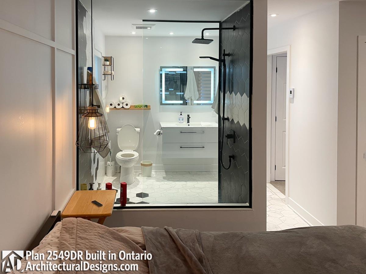 Client Photo id:  389989