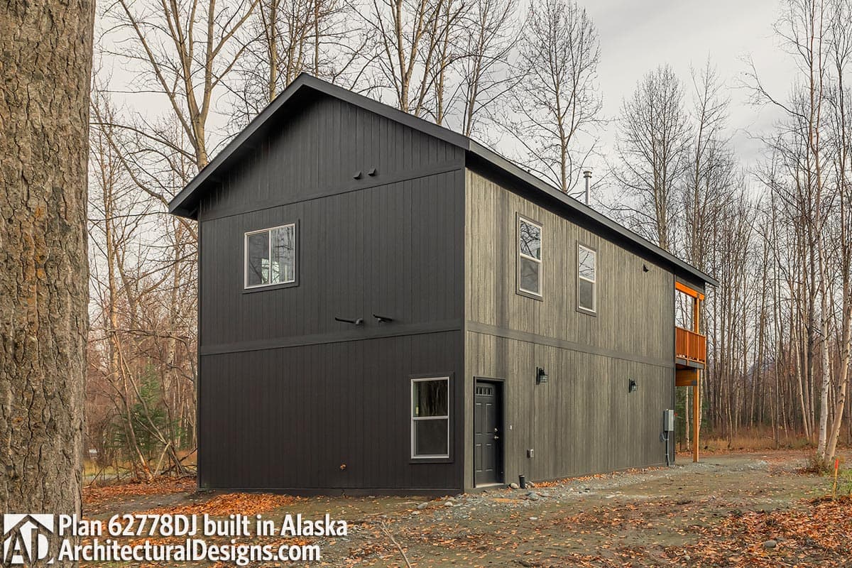 Plan 62778DJ: Modern Rustic Garage Apartment Plan with Vaulted Interior - 1030 Sq Ft - Image #5 - Carriage, Modern, Mountain, Rustic, Vacation
