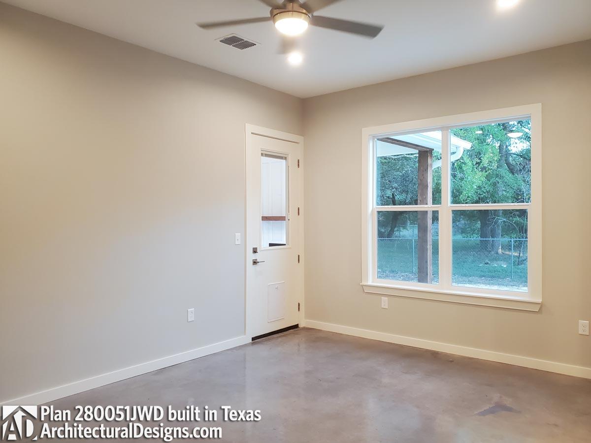 Client Photo id:  358879