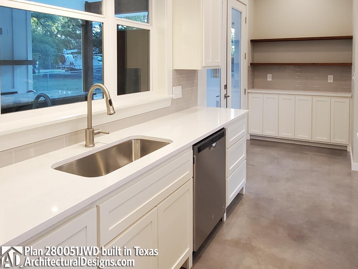 Client Photo id:  358876