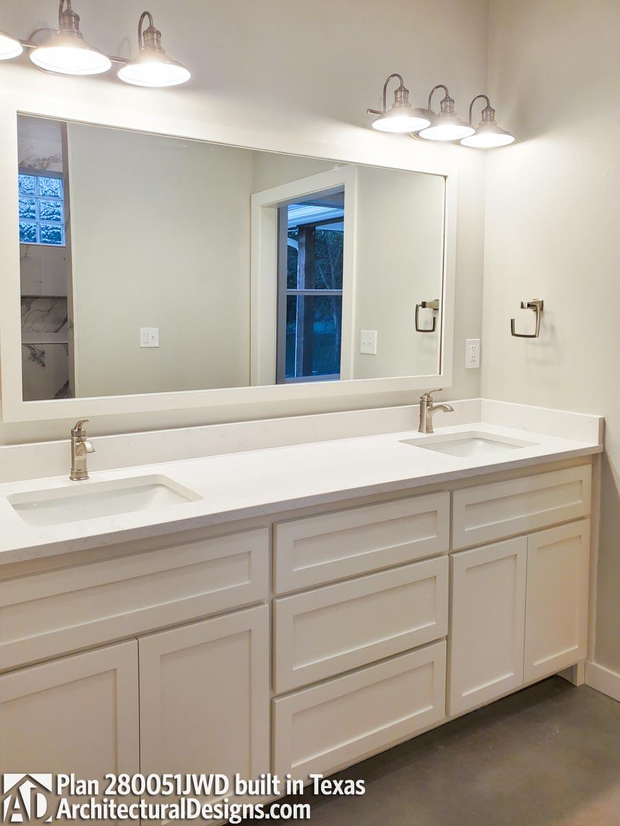 Client Photo id:  358872