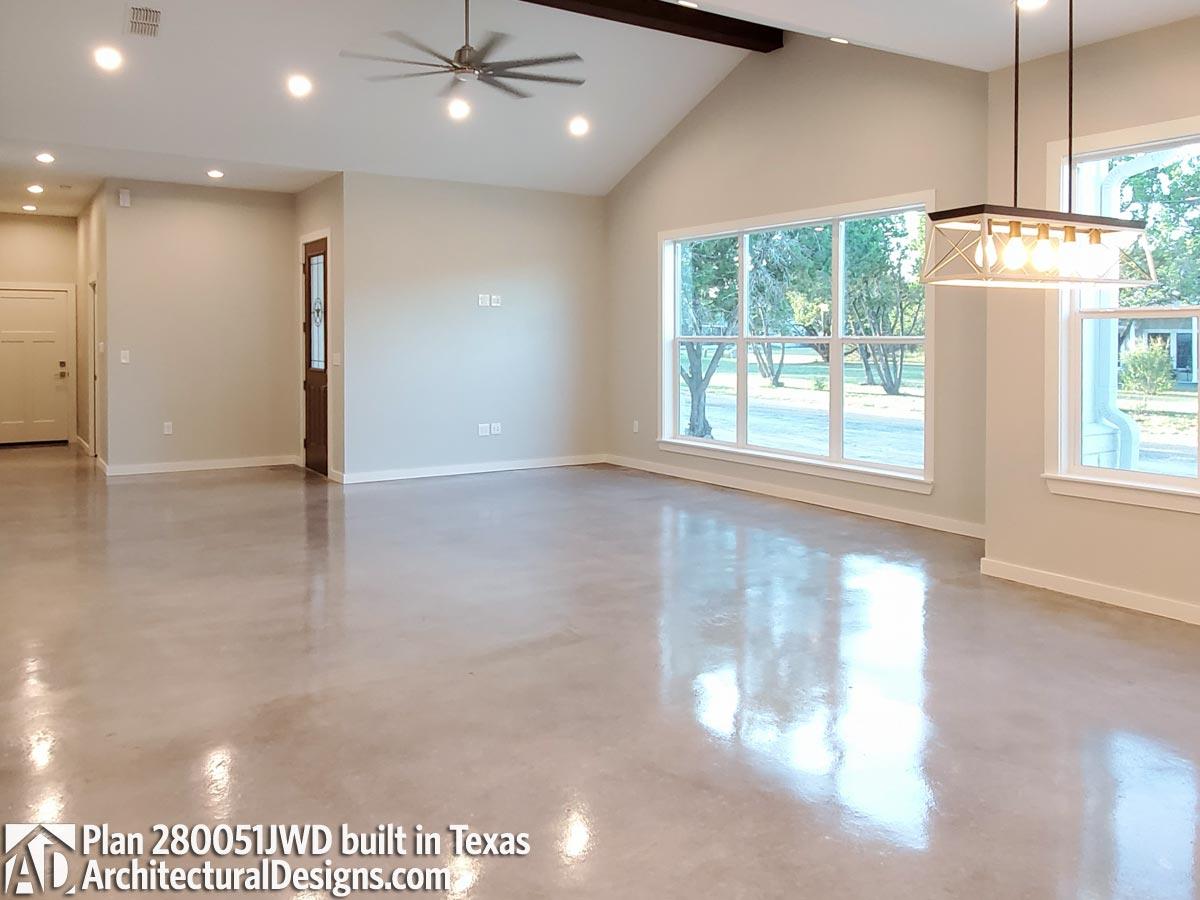 Client Photo id:  358883