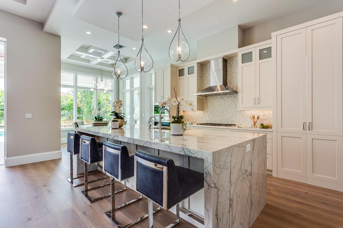 Plan 86085BW: Sophisticated Florida Home Plan with Spacious Covered Lanai - Image #8 - Coastal, Contemporary, Florida-Style, Southern, Vacation