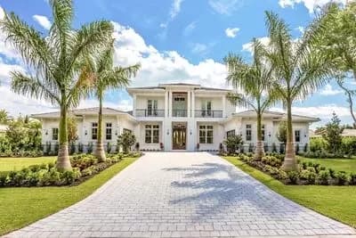 Sophisticated Florida Home Plan with Spacious Covered Lanai