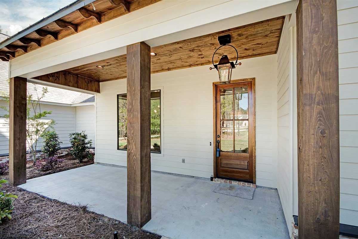 Plan 83923JW: Modern Farmhouse Plan with Bonus Room Above 3-Car Garage - Image #6 - Country, Modern Farmhouse, New American