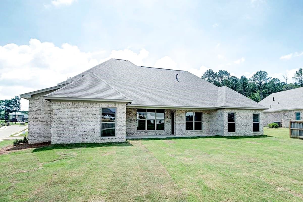 Plan 83924JW: Modern Split-Bed Country Home Plan - 2248 Sq Ft - Architectural Designs - Image #5 - Acadian, French Country, Louisiana-Style, Ranch, Southern