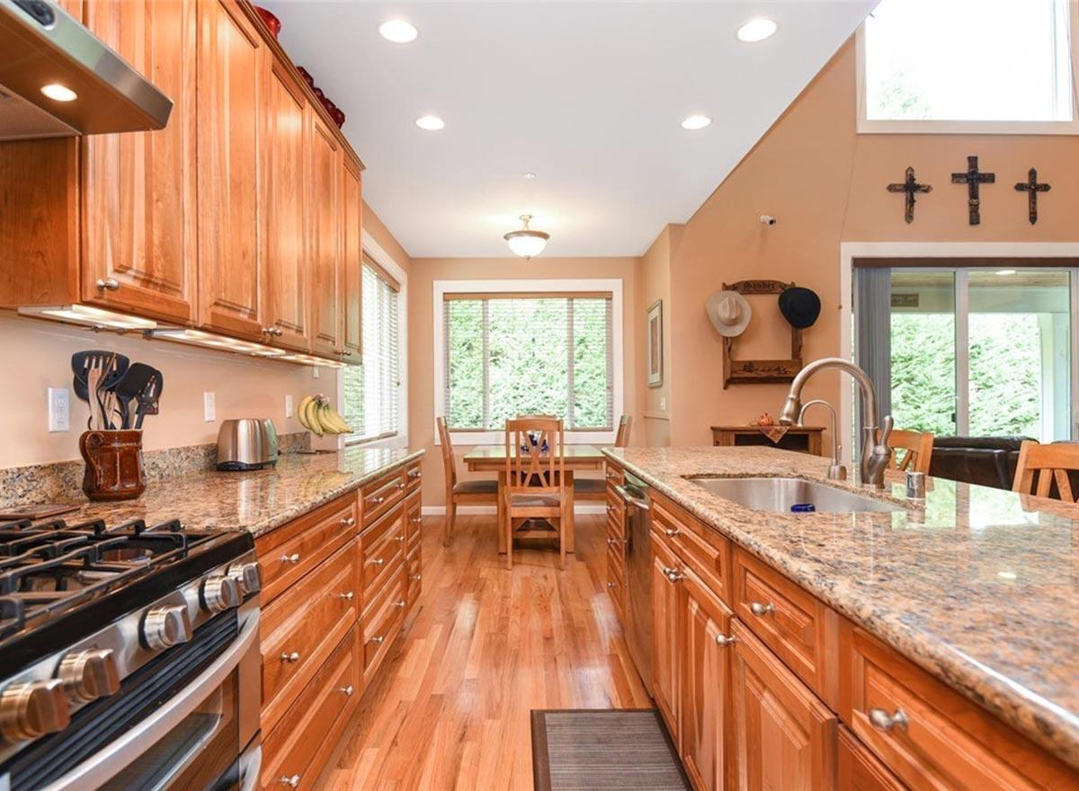Plan 23818JD: 3-Bed Craftsman with Loft and 3-Car Garage - Image #7 - Bungalow, Cottage, Craftsman, Northwest