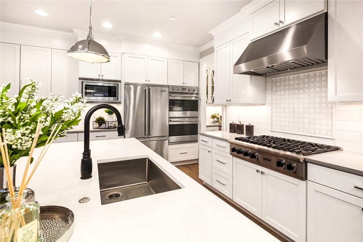 Plan 23821JD: Fresh 5-Bed House Plan with Main-level Guest Room - Image #10 - Craftsman, New American, Northwest