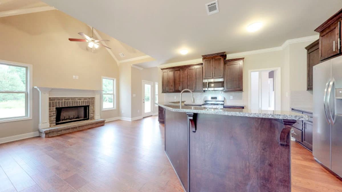 Plan 710296BTZ: 4-Bed House Plan with Vaulted Family Room - Image #6 - Southern, Traditional