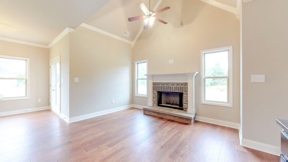 Plan 710296BTZ: 4-Bed House Plan with Vaulted Family Room - Image #7 - Southern, Traditional