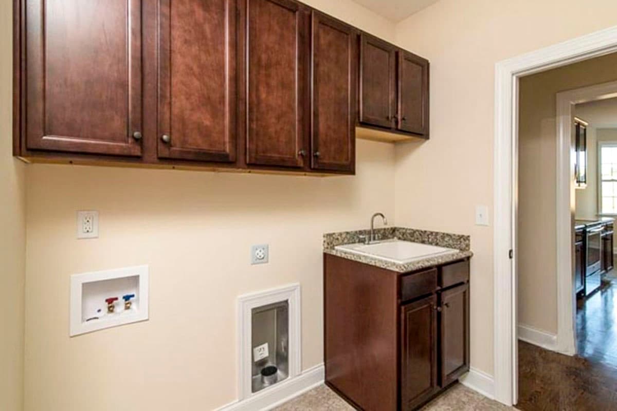 Plan 710309BTZ: 3-Bed Traditional Home Plan with Bonus Room - Image #9 - Country, New American, Traditional