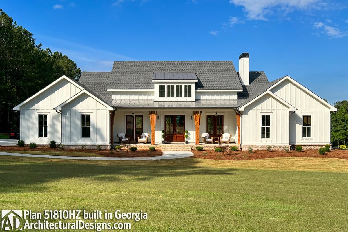 build gallery item - Modern Farmhouse Plan 51810HZ Comes to Life in Georgia