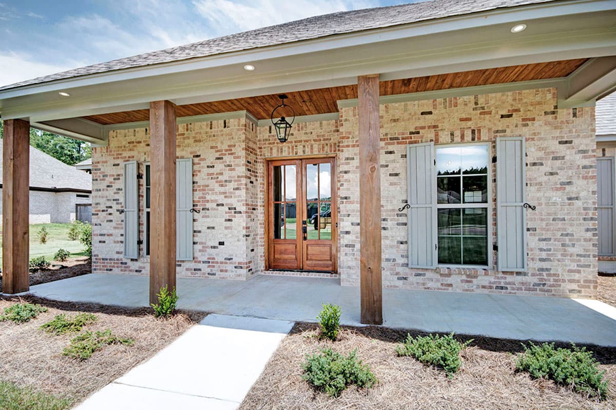 Plan 83925JW: One-Story Acadian House Plan with Split Bedroom Layout - Image #4 - Acadian, Louisiana-Style, Southern