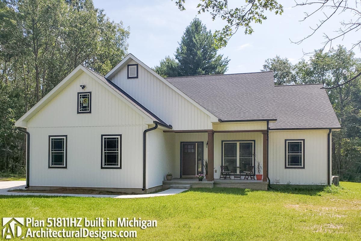 build gallery item - House Plan 51811HZ Comes to Life in Michigan