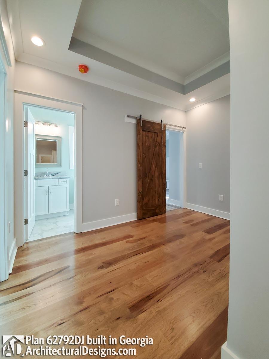 Client Photo id:  354645