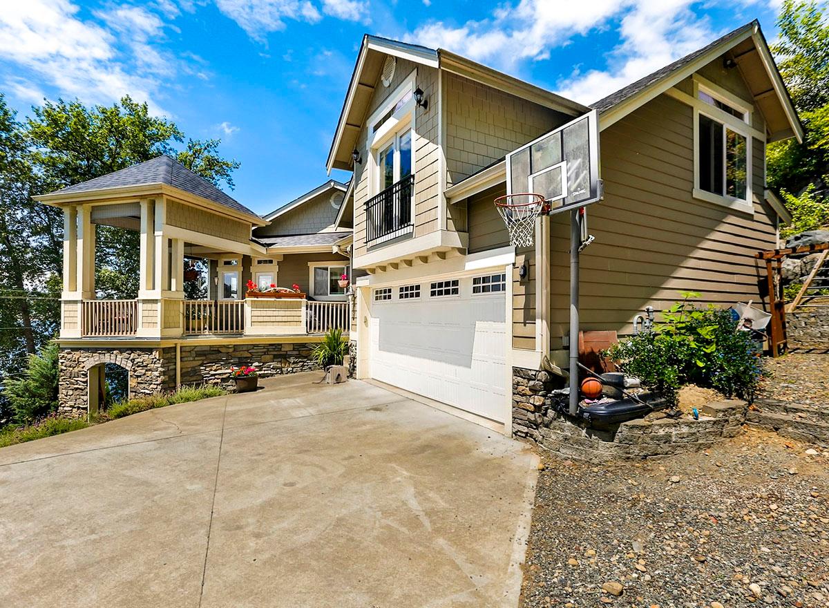 Plan 23841JD: Deluxe Craftsman House Plan with Walk-out Lower Level - Image #40 - Craftsman, Northwest, Shingle