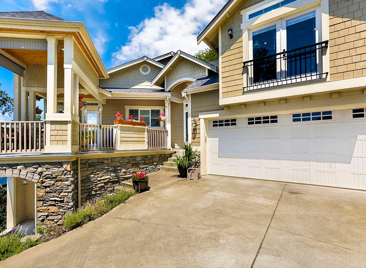 Plan 23841JD: Deluxe Craftsman House Plan with Walk-out Lower Level - Image #41 - Craftsman, Northwest, Shingle